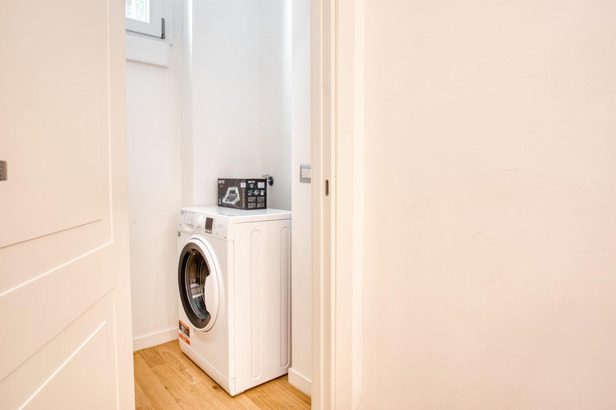 Walk To Navigli - Via Gola - 2 Bedrooms Apt Milano Esterno foto
