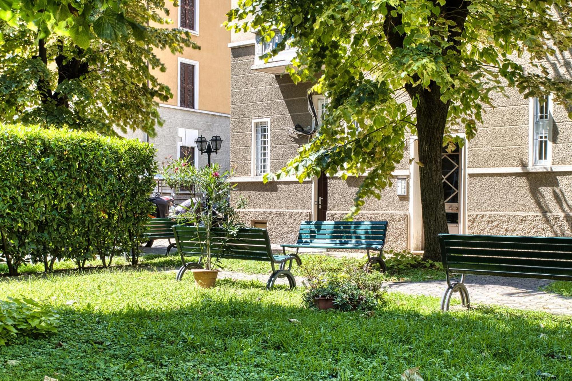 Walk To Navigli - Via Gola - 2 Bedrooms Apt Milano Esterno foto