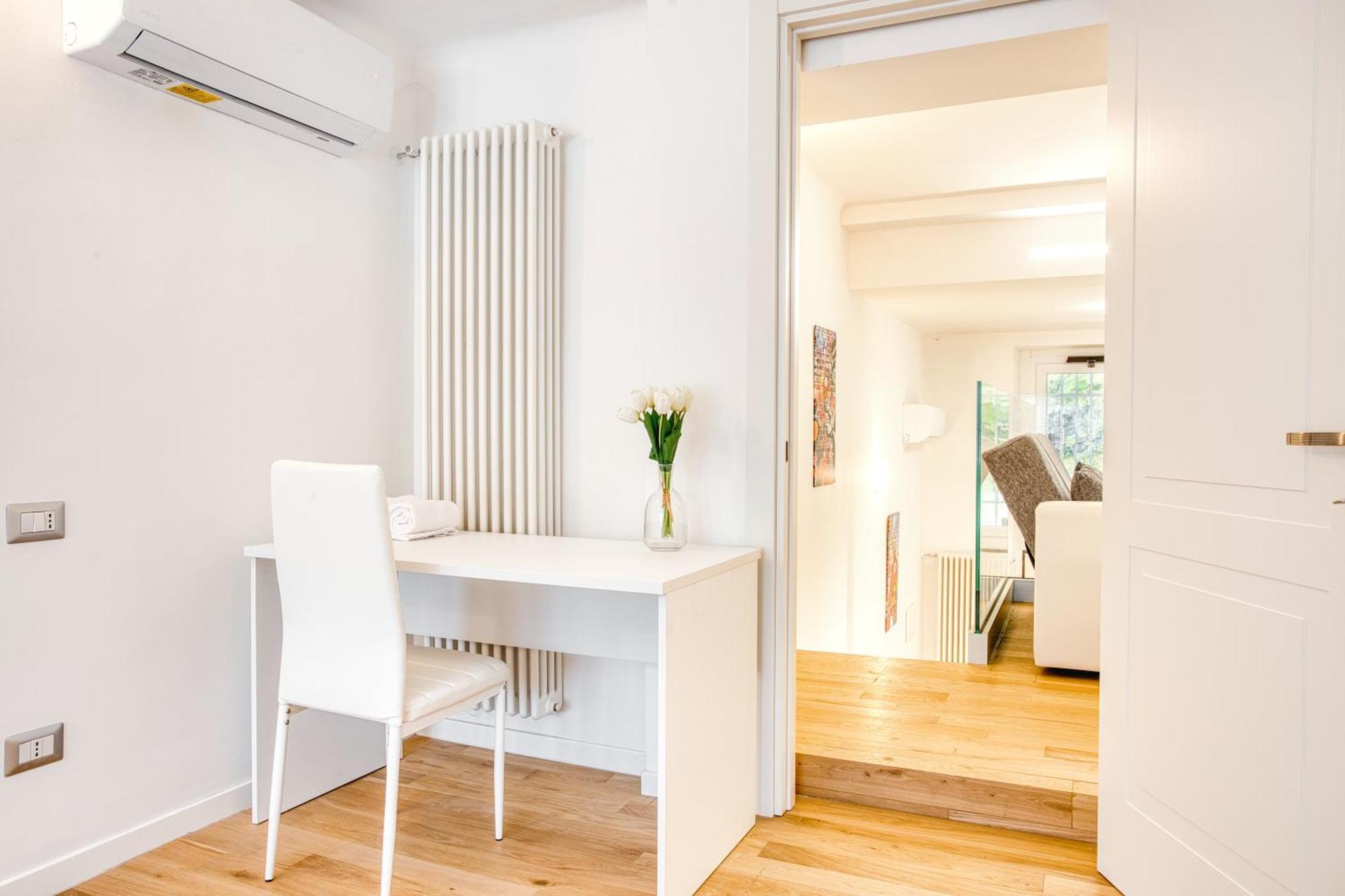 Walk To Navigli - Via Gola - 2 Bedrooms Apt Milano Esterno foto