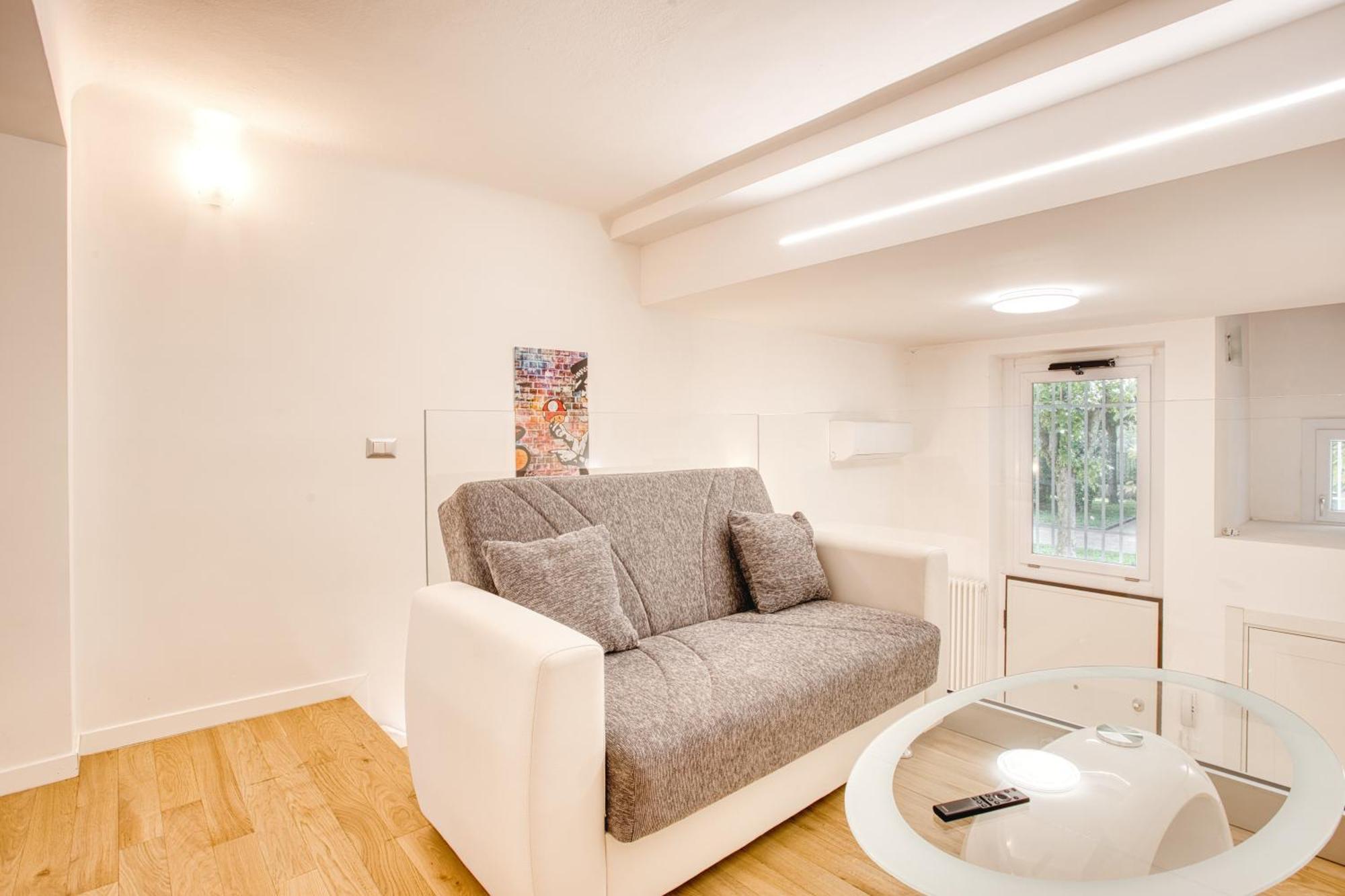 Walk To Navigli - Via Gola - 2 Bedrooms Apt Milano Esterno foto
